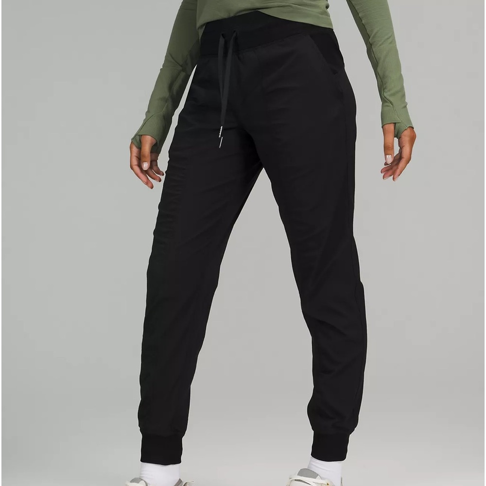 Lululemon- Dance Studio Mid-Rise Jogger
Full Length
